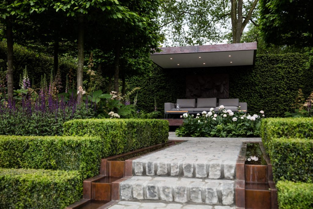 Elegant garden design on Northern Beaches of Sydney